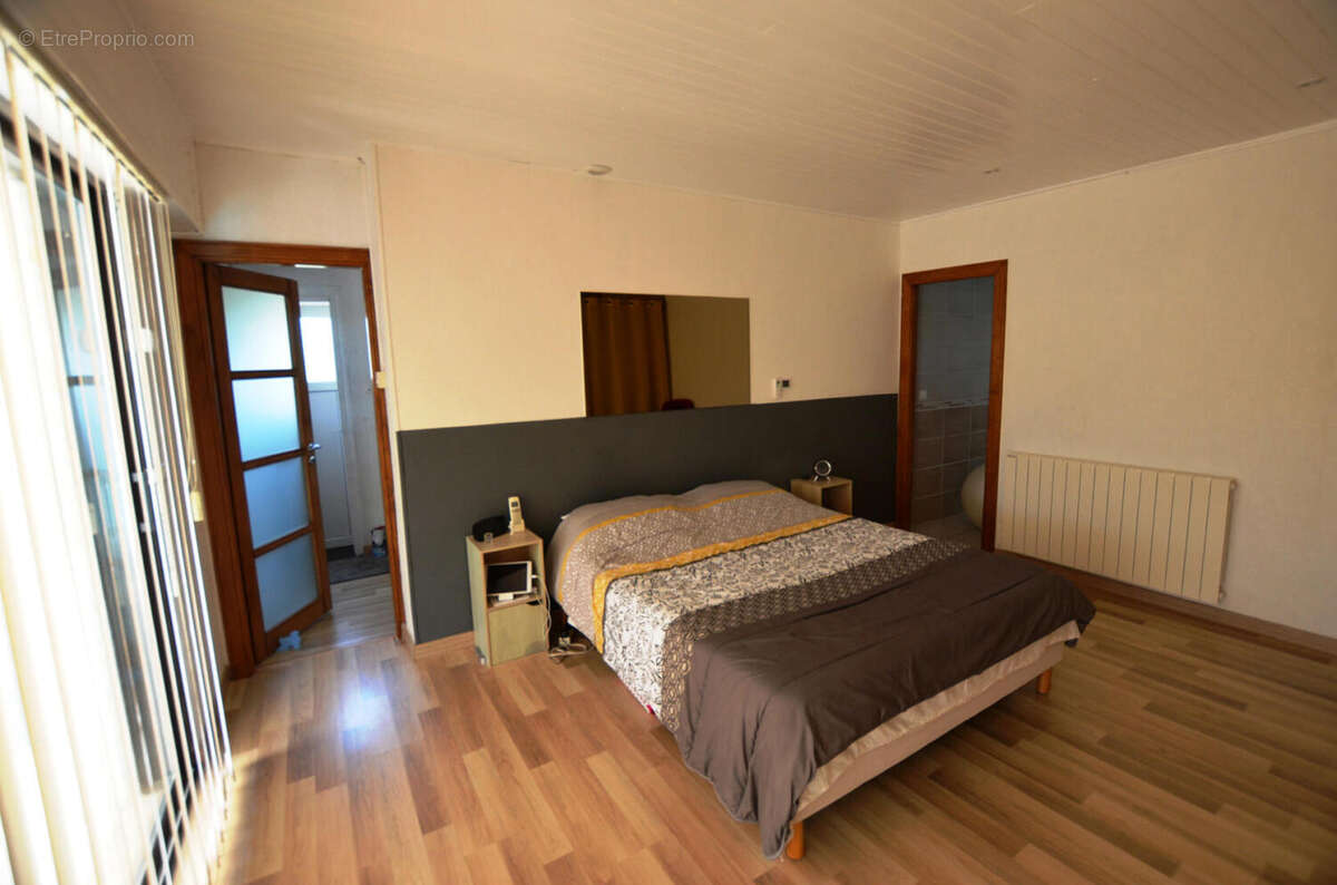 23 - Maison à JEGUN