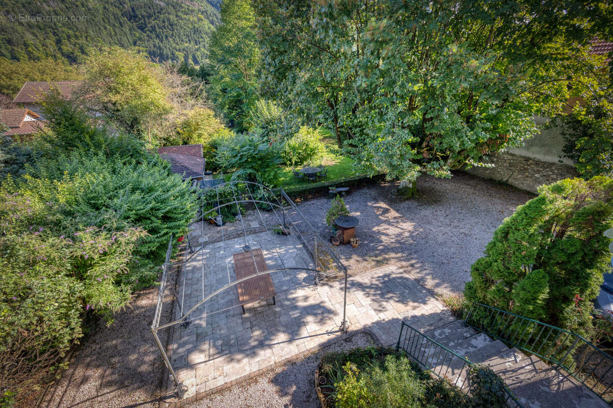 Maison à SAINT-PIERRE-D'ALLEVARD