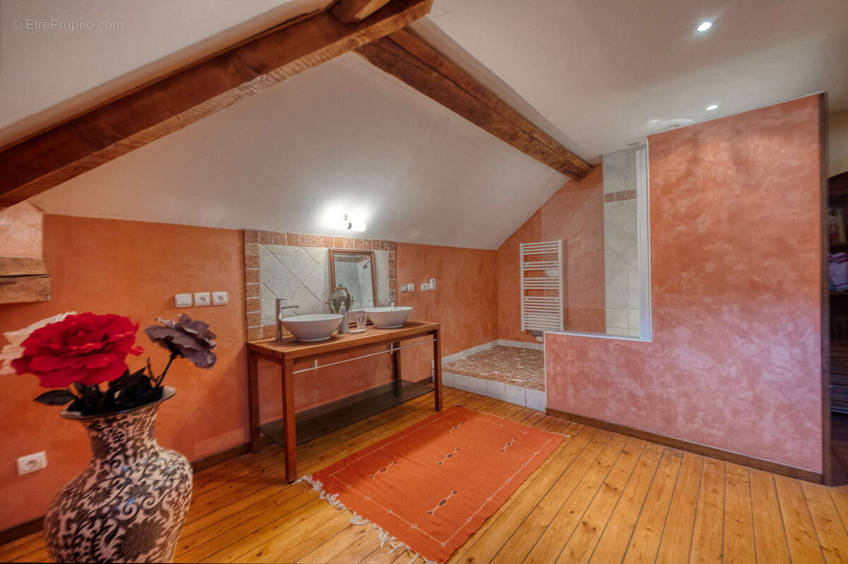 Maison à SAINT-PIERRE-D'ALLEVARD