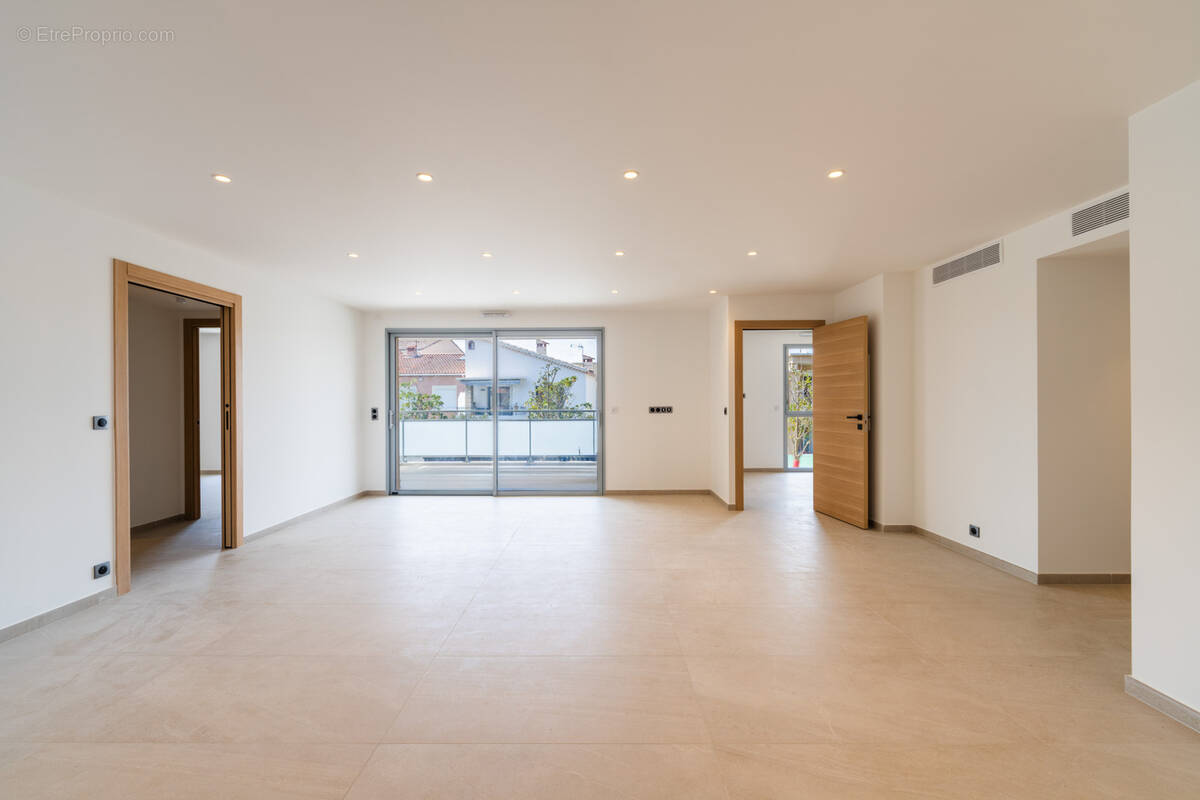 Appartement à SANARY-SUR-MER