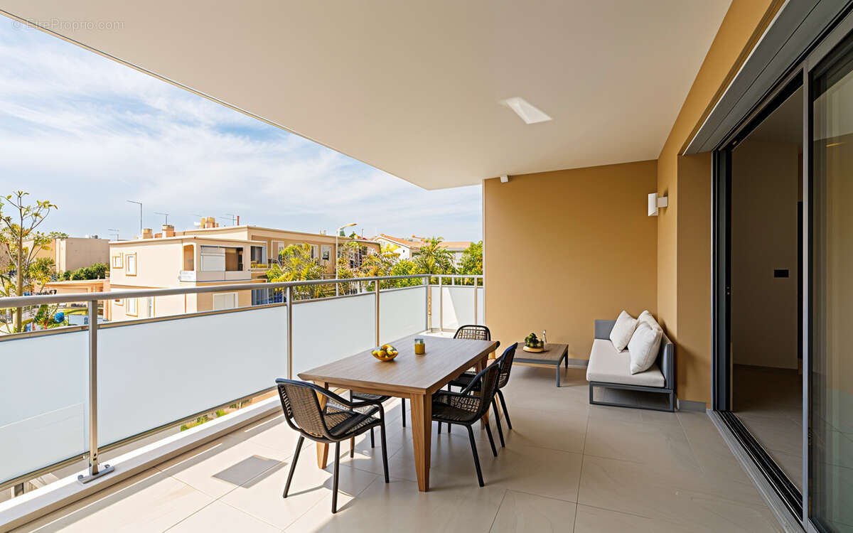 Appartement à SANARY-SUR-MER