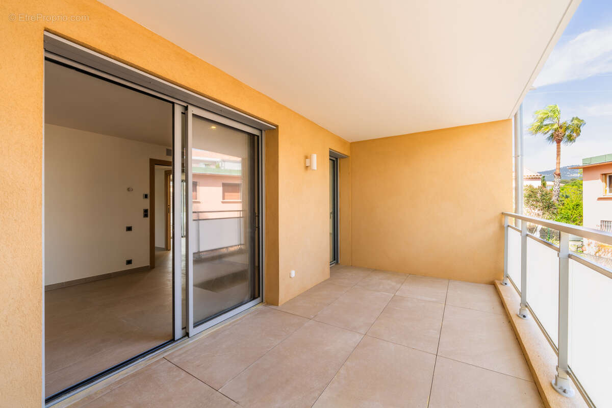 Appartement à SANARY-SUR-MER