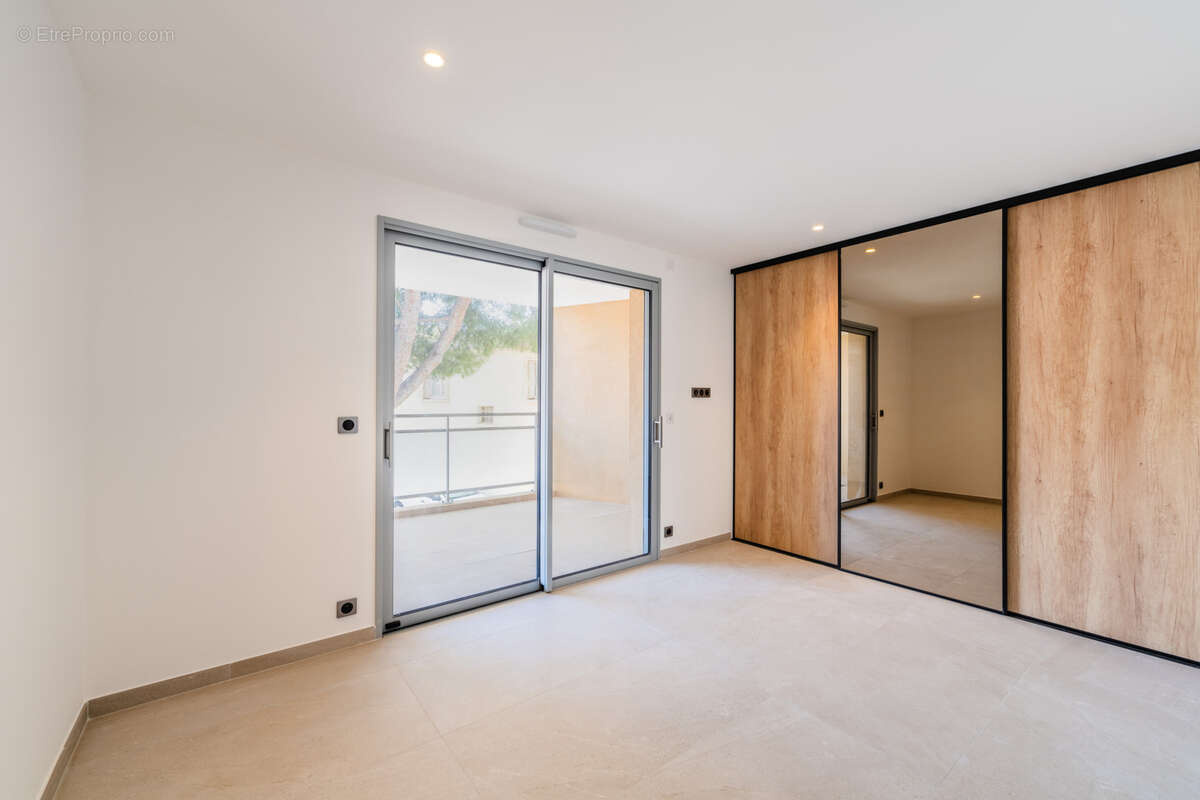 Appartement à SANARY-SUR-MER