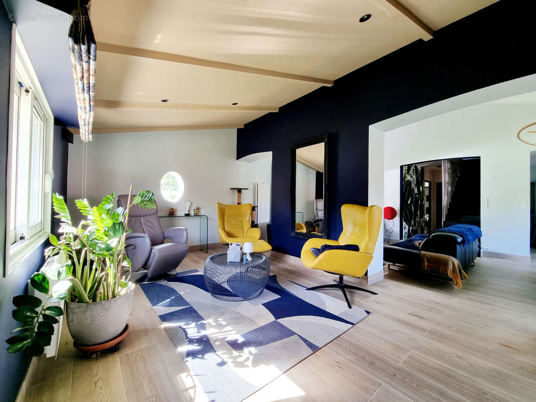 Maison à BASSE-GOULAINE