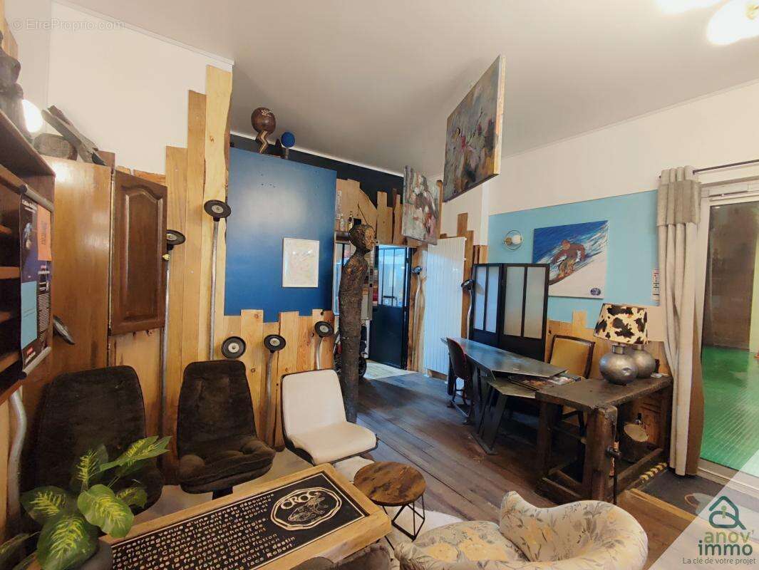 Commerce à CHAMROUSSE