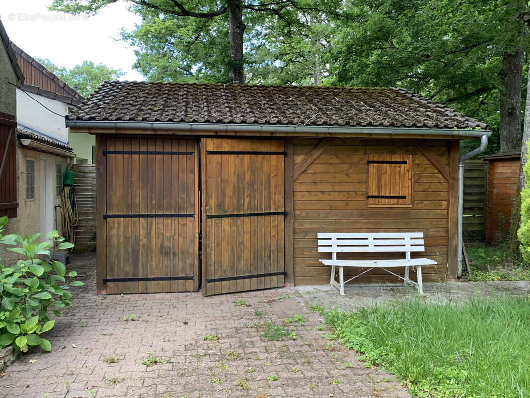 Maison à BAZOCHES-SUR-LE-BETZ