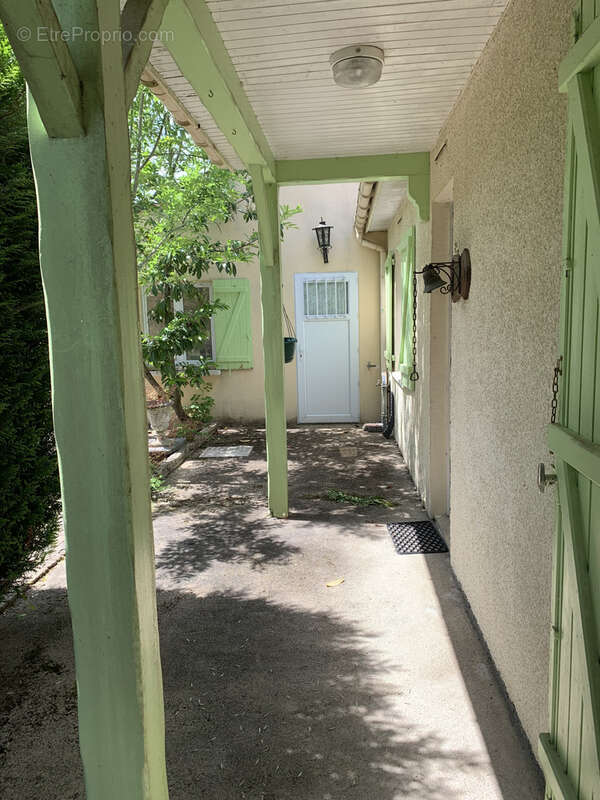 Maison à BAZOCHES-SUR-LE-BETZ