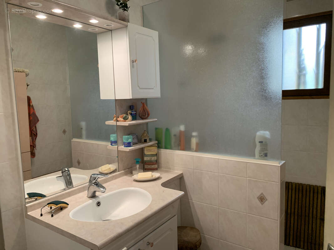 Maison à BAZOCHES-SUR-LE-BETZ