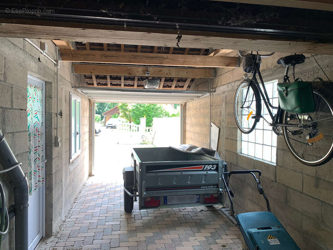 Maison à BAZOCHES-SUR-LE-BETZ