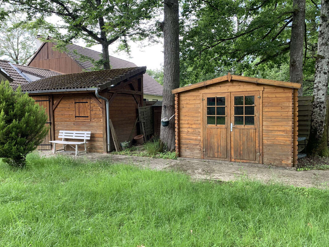 Maison à BAZOCHES-SUR-LE-BETZ