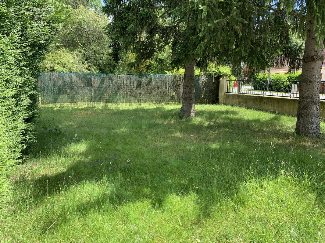 Maison à BAZOCHES-SUR-LE-BETZ