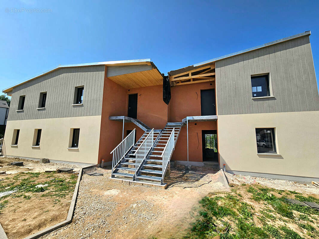 Appartement à SEICHAMPS