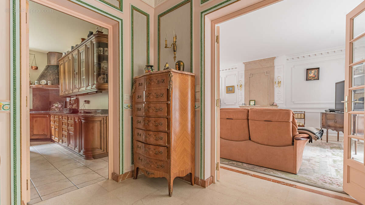 Maison à L&#039;ETANG-LA-VILLE