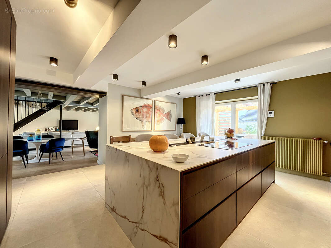 Maison à ARC-SUR-TILLE