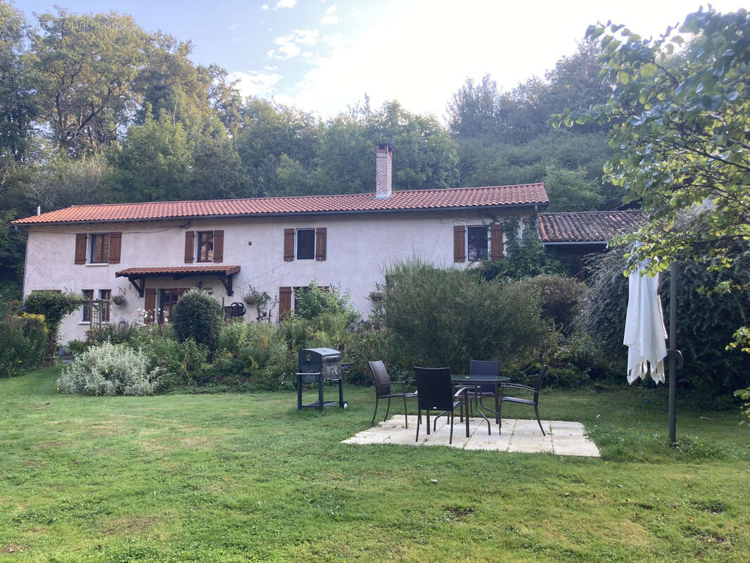 Maison à SAINT-MAURICE-DES-LIONS