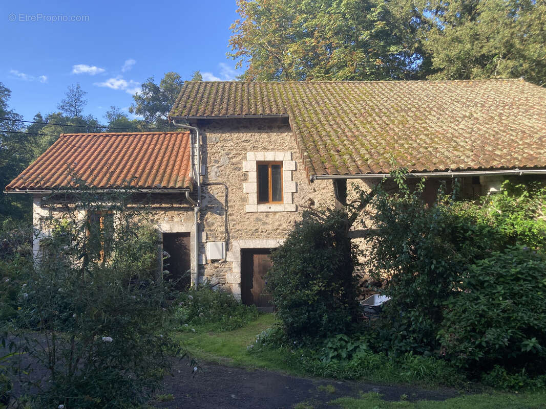 Maison à SAINT-MAURICE-DES-LIONS