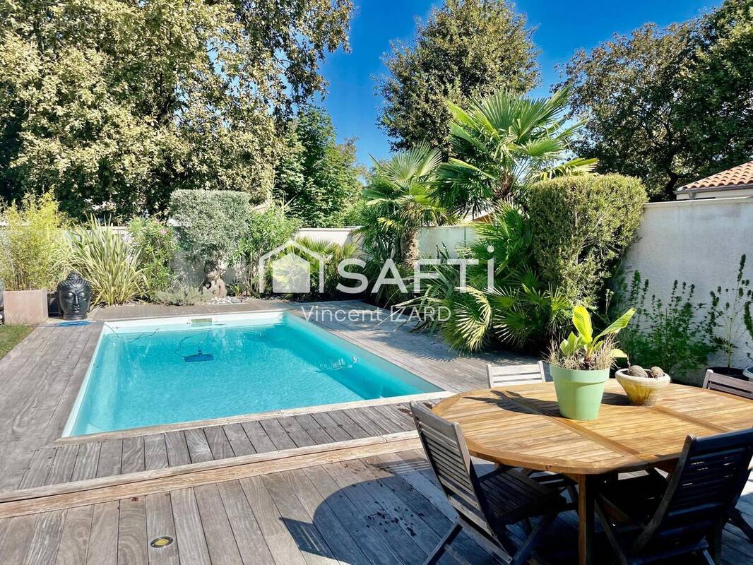 Photo 1 - Maison à LE TAILLAN-MEDOC