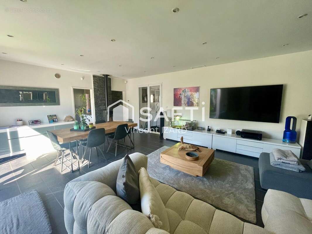 Photo 3 - Maison à LE TAILLAN-MEDOC