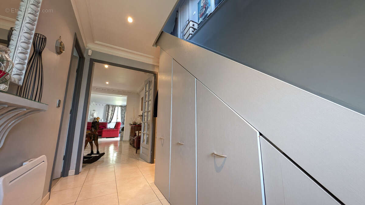 Maison à CREGY-LES-MEAUX