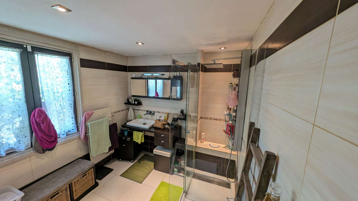 Maison à CREGY-LES-MEAUX