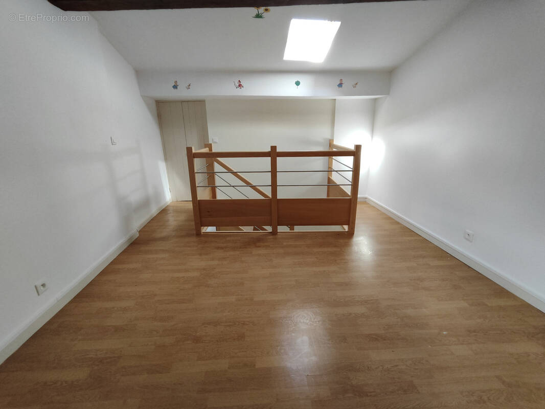 Maison à SAINT-LAURENT-DE-LA-CABRERISSE