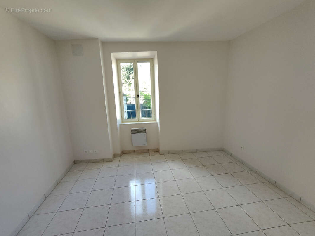 Maison à SAINT-LAURENT-DE-LA-CABRERISSE