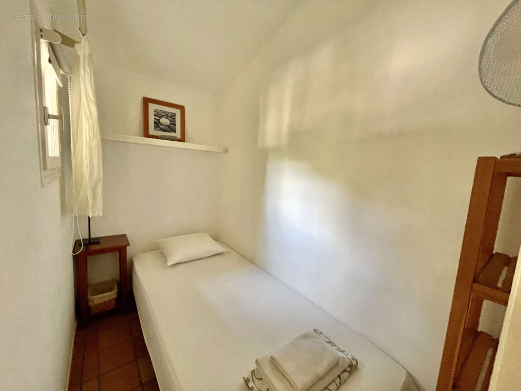 Maison à LAROQUE-DES-ALBERES