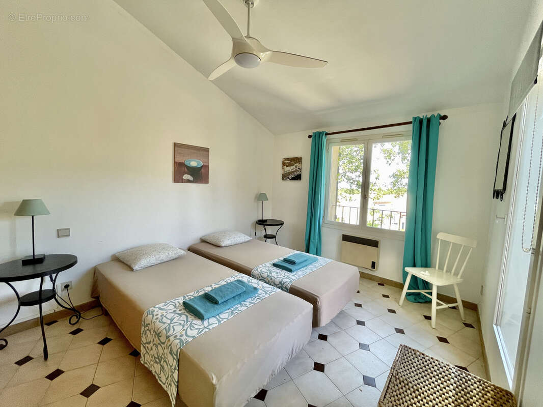 Maison à LAROQUE-DES-ALBERES