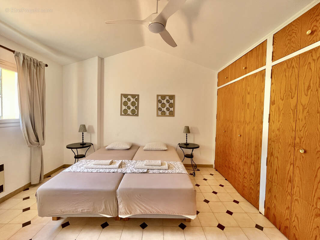 Maison à LAROQUE-DES-ALBERES