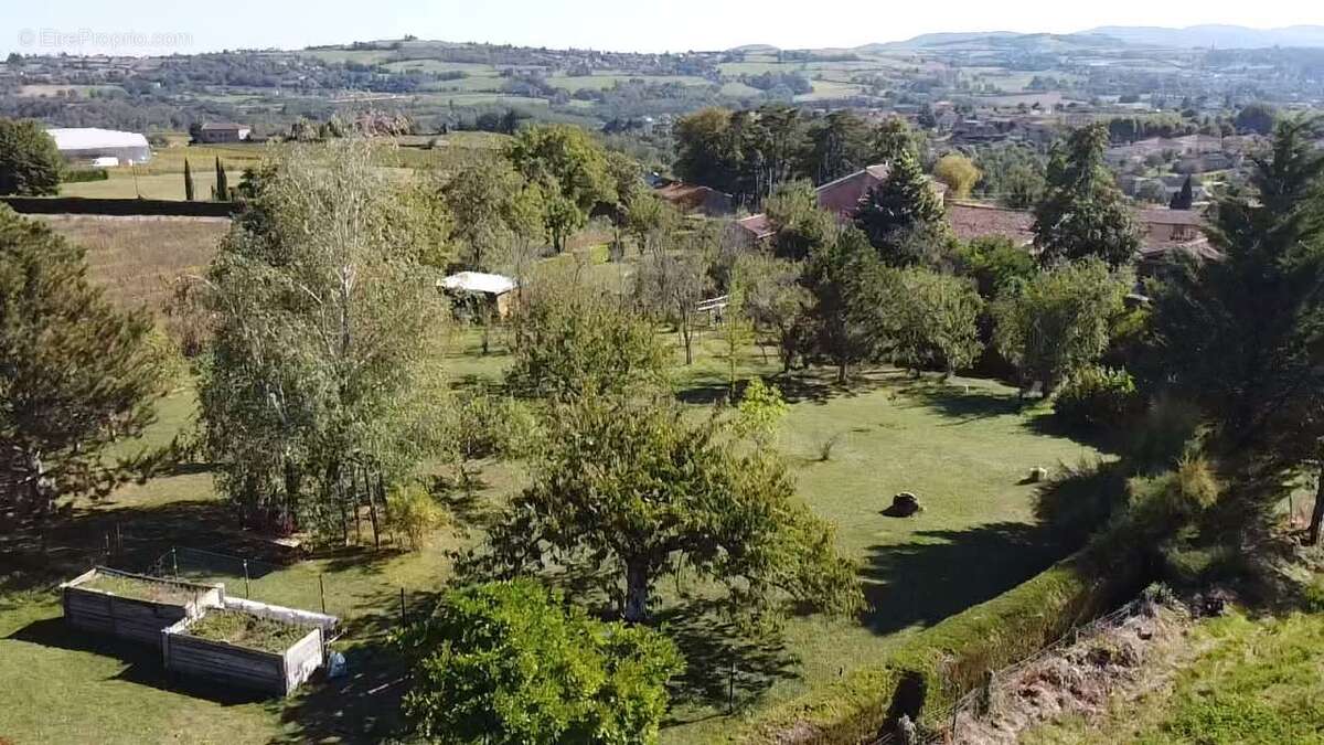 Maison à SAINT-GERMAIN-SUR-L&#039;ARBRESLE
