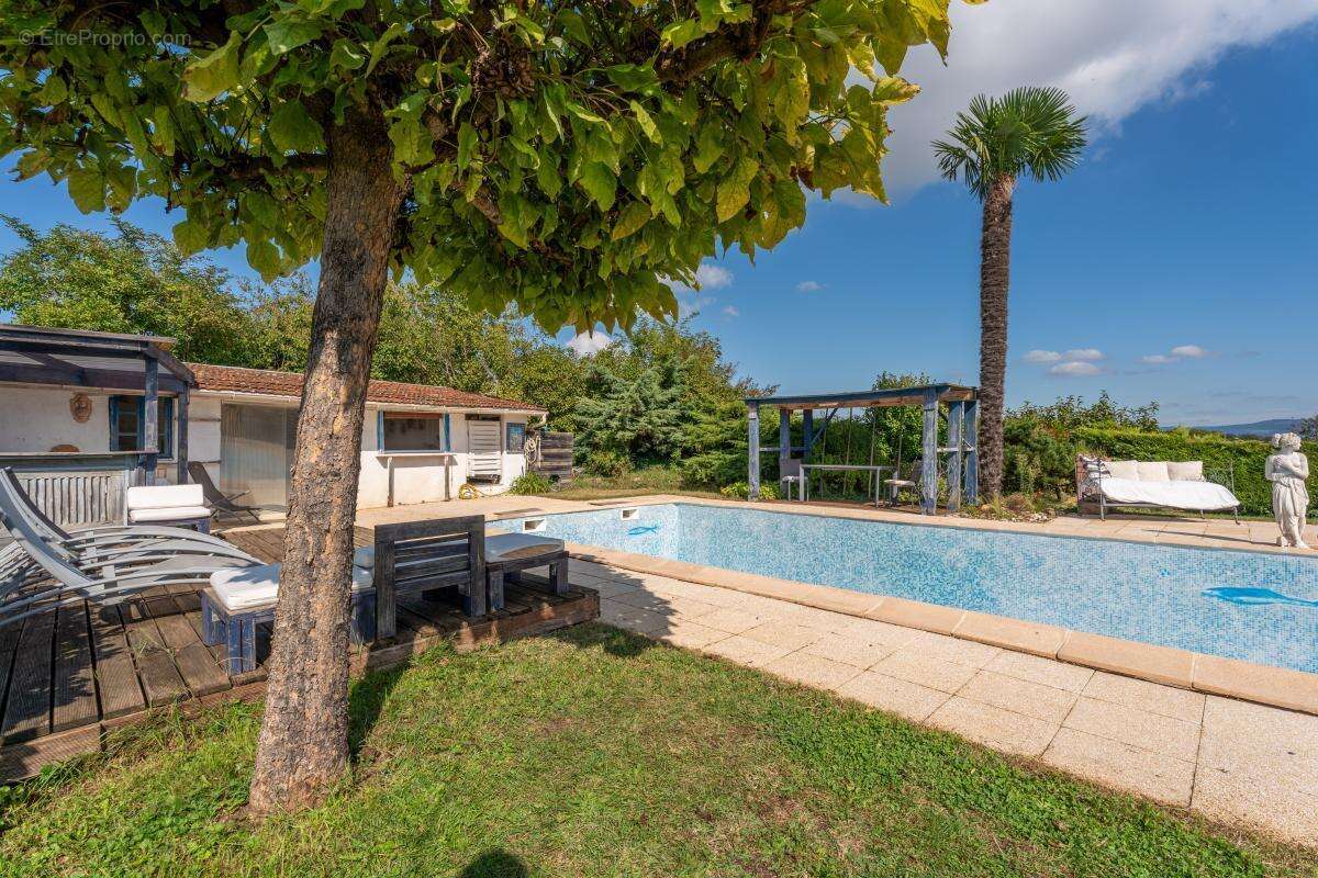 Maison à SAINT-GERMAIN-SUR-L&#039;ARBRESLE