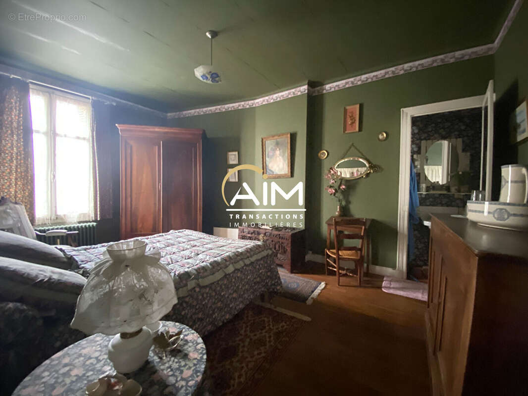 Maison à SAVIGNE-SUR-LATHAN