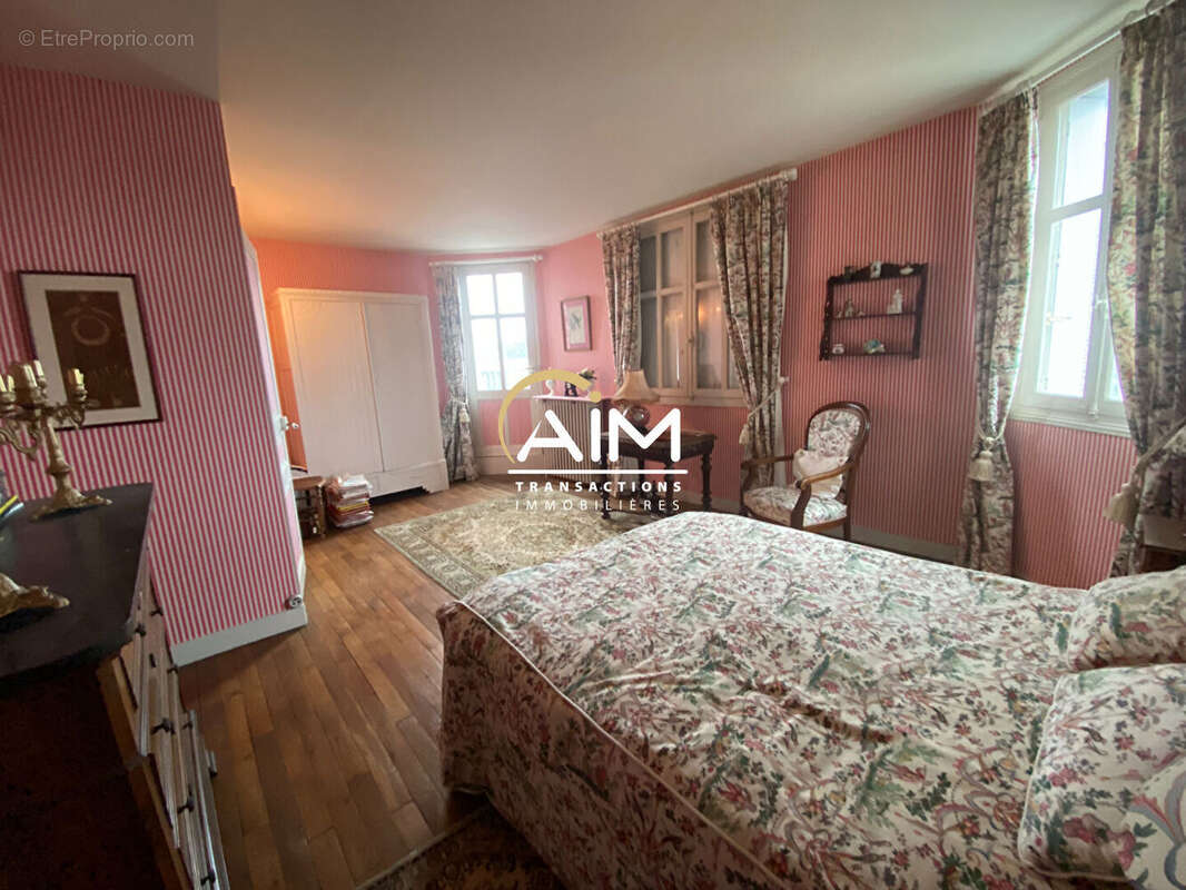 Maison à SAVIGNE-SUR-LATHAN