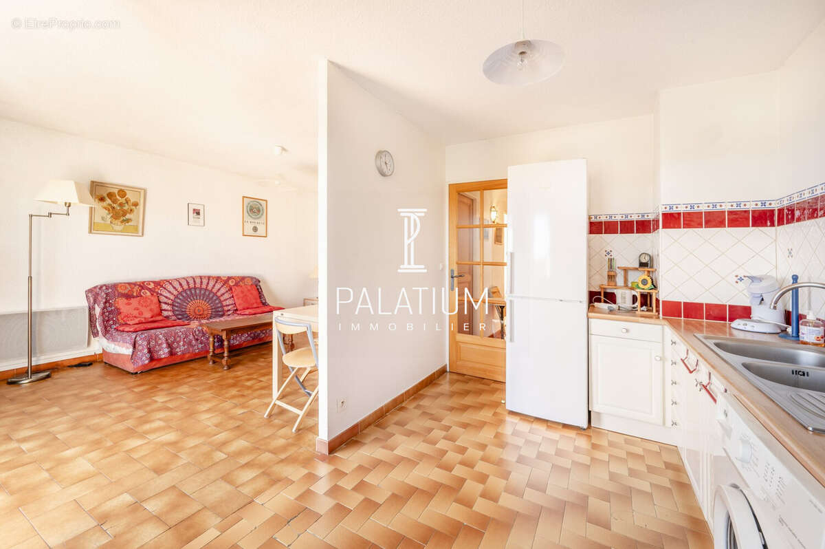 Appartement à GREOUX-LES-BAINS