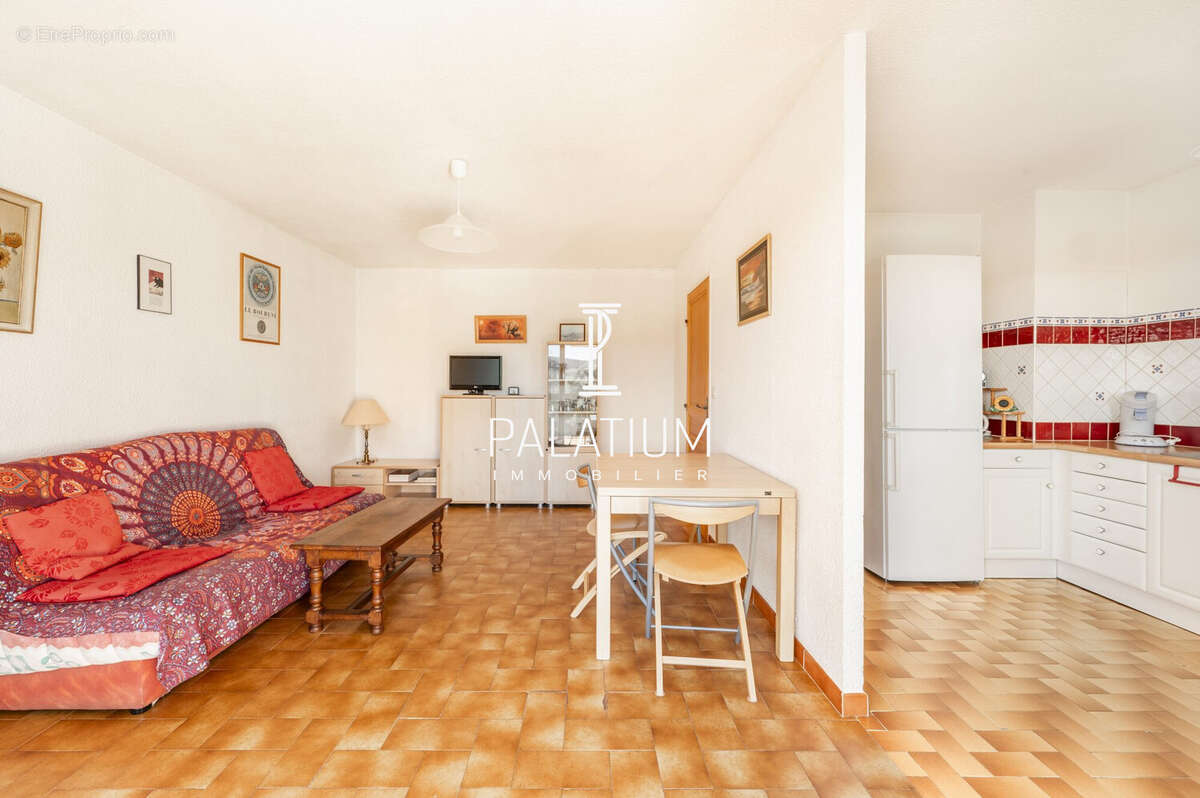 Appartement à GREOUX-LES-BAINS