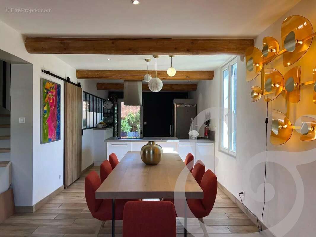 Maison à EYGALIERES