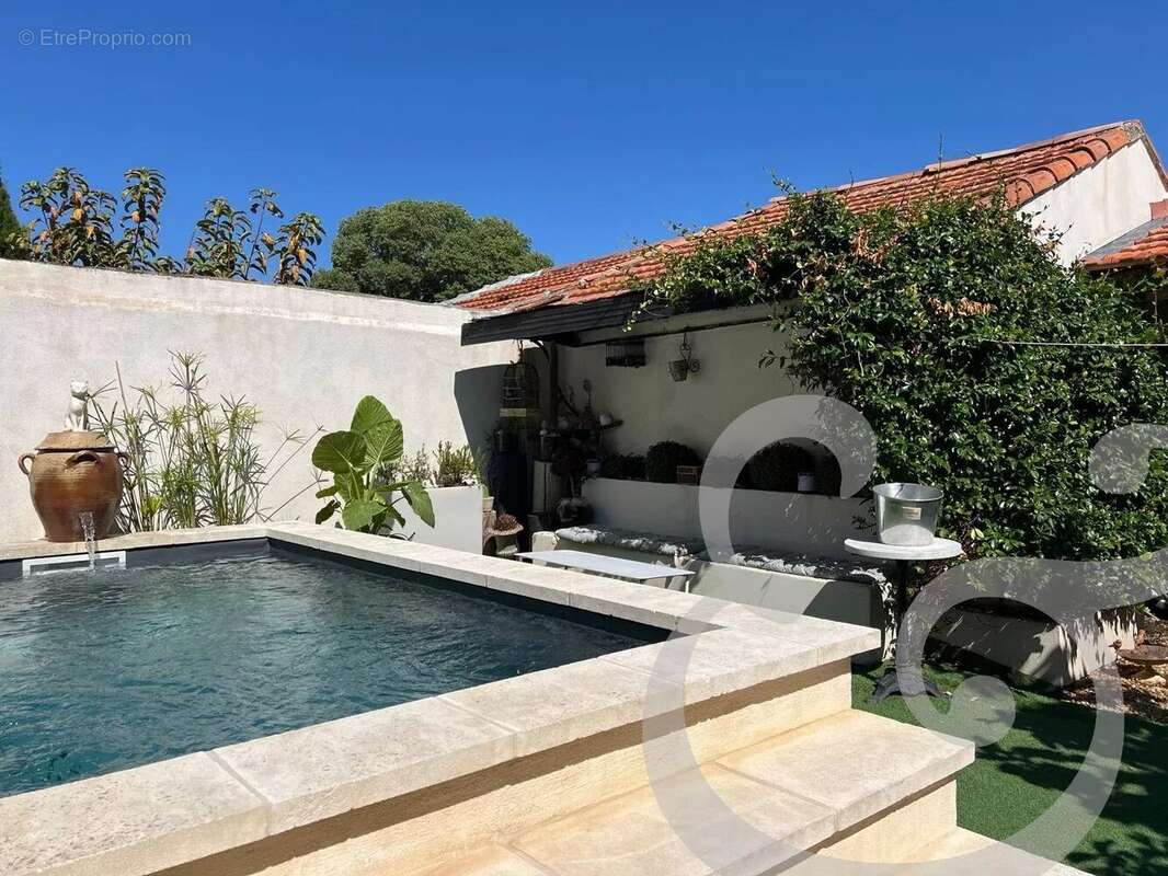 Maison à EYGALIERES