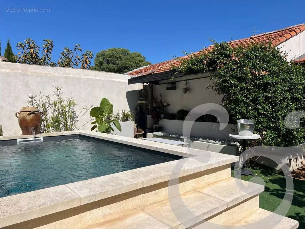 Maison à EYGALIERES