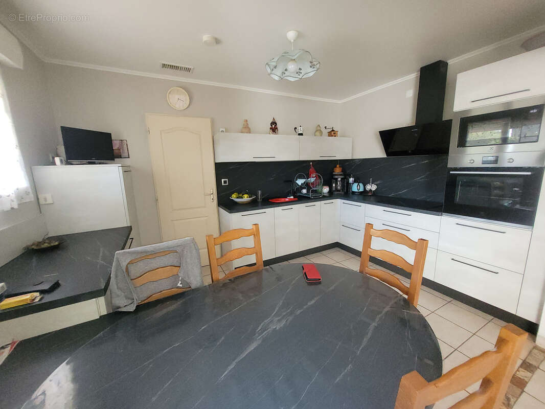 Maison à SALLES-D&#039;AUDE