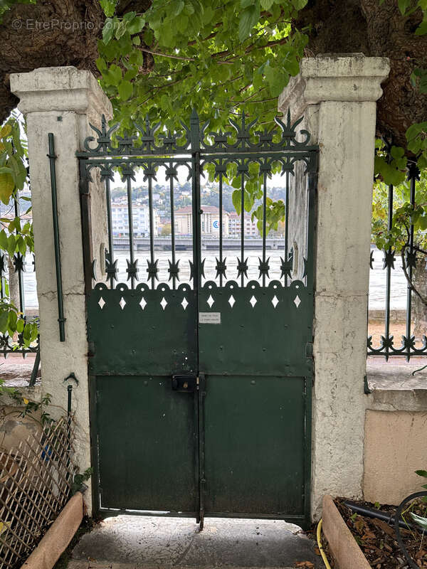 Autre à SAINTE-COLOMBE