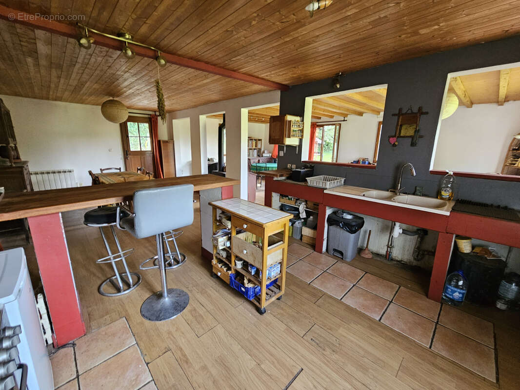 Maison à ROZIERS-SAINT-GEORGES