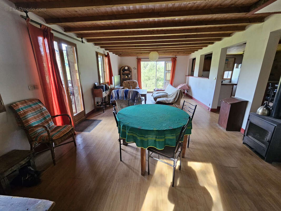 Maison à ROZIERS-SAINT-GEORGES