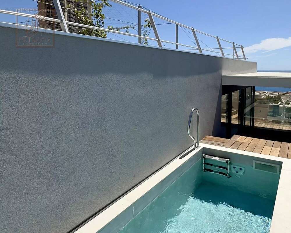 Appartement à BEAUSOLEIL