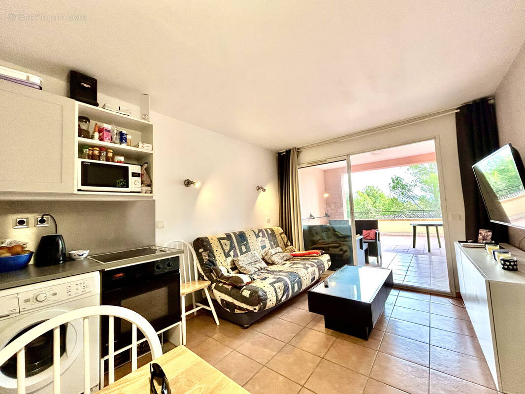 Appartement à MALLEMORT
