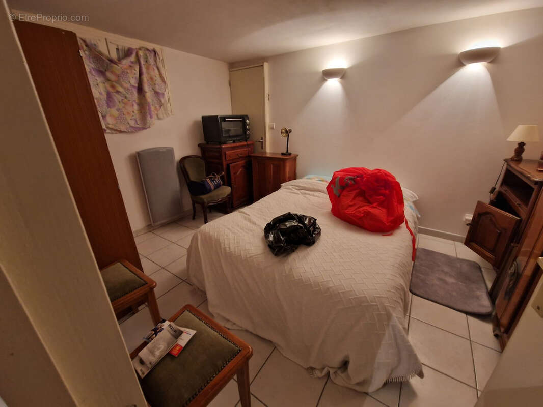 Maison à DUN-SUR-AURON