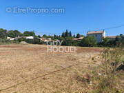 Terrain à L&#039;ISLE-SUR-LA-SORGUE