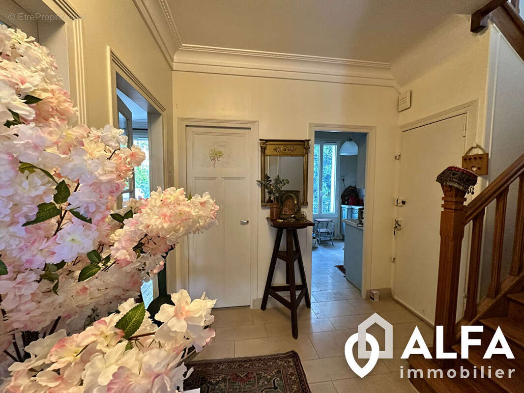 Maison à ENGHIEN-LES-BAINS