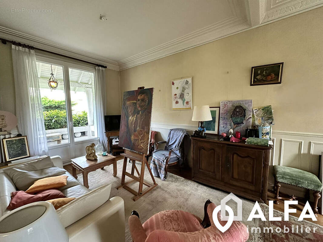 Maison à ENGHIEN-LES-BAINS