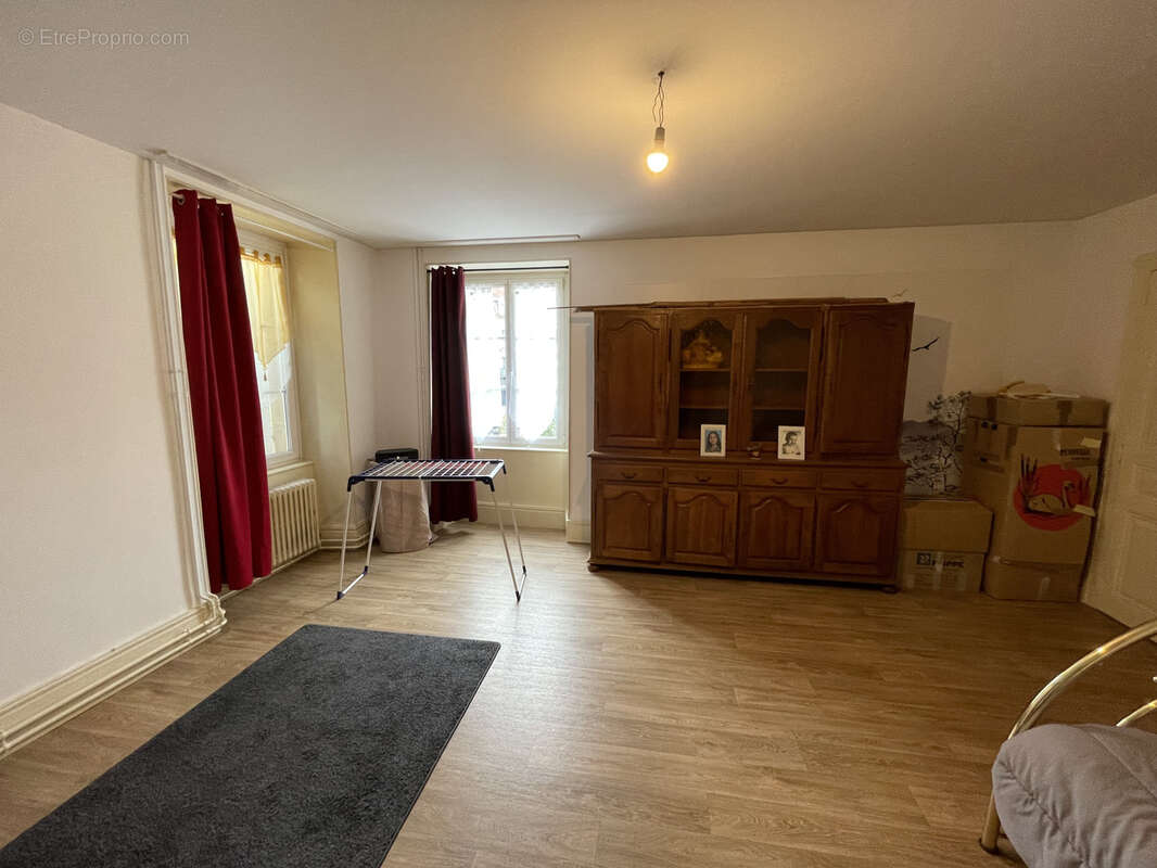 Appartement à LURE