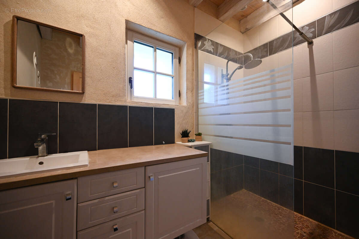 Maison à MONTPON-MENESTEROL